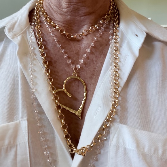 Chunky gold statement Gold Heart Pendant Necklace - Picture 12 of 13